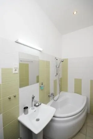 아파트호텔 Kaunas Apartments 3*